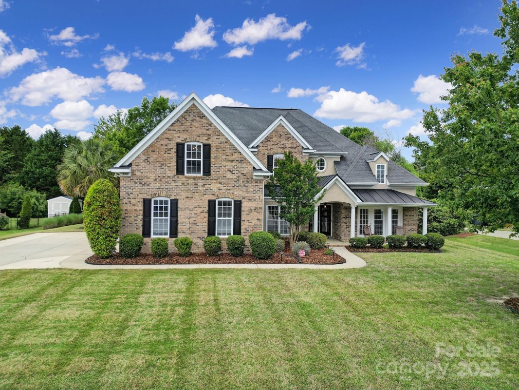 2218 Legacy Oak Drive
