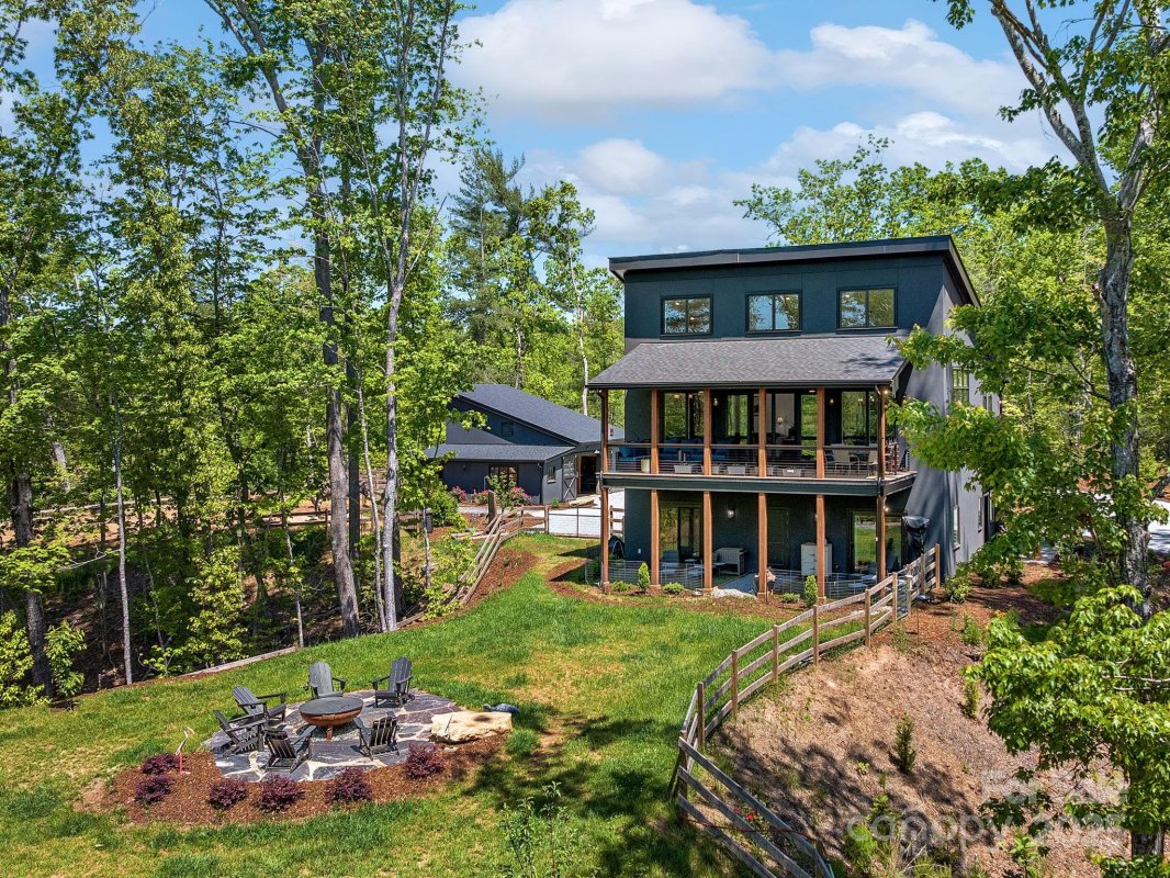 262 South Cove Road
