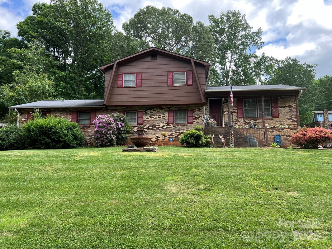 204 Aspen Drive