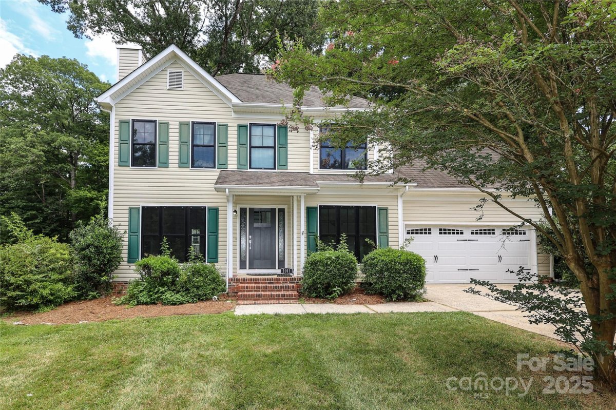 2011 Redwood Drive