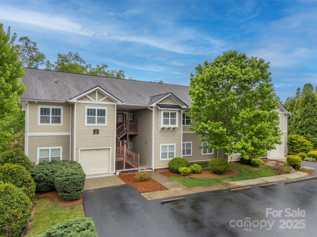 20 Foxden Drive