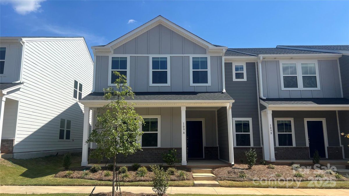 109 Ciara Place
