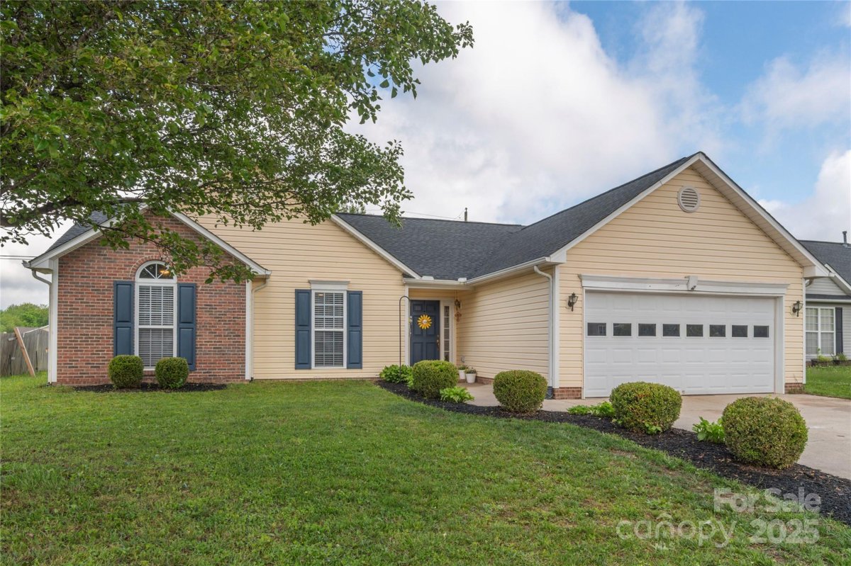 152 S Sunberry Trail
