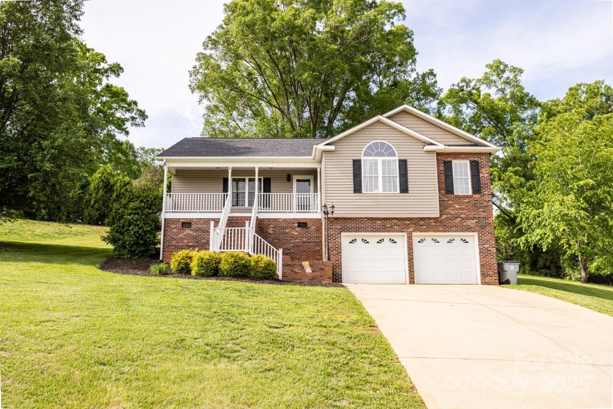 2139 Olde Farm Road