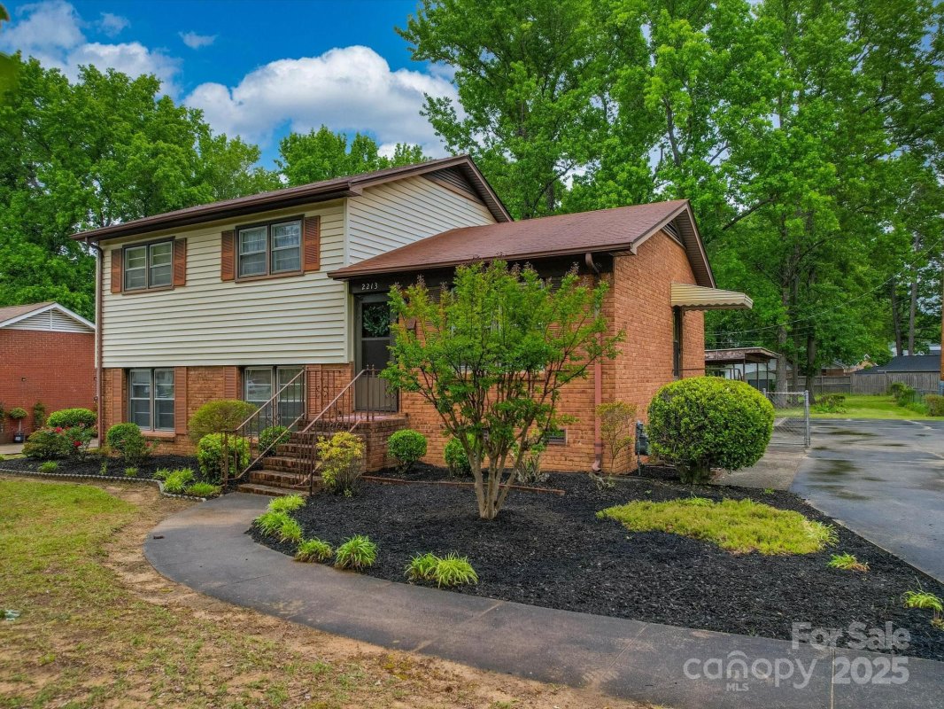 2213 Milton Road