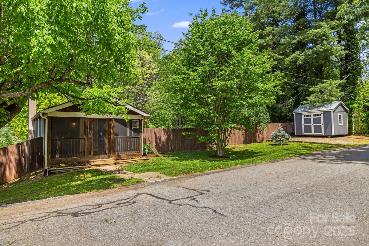 25 Winnfred Street