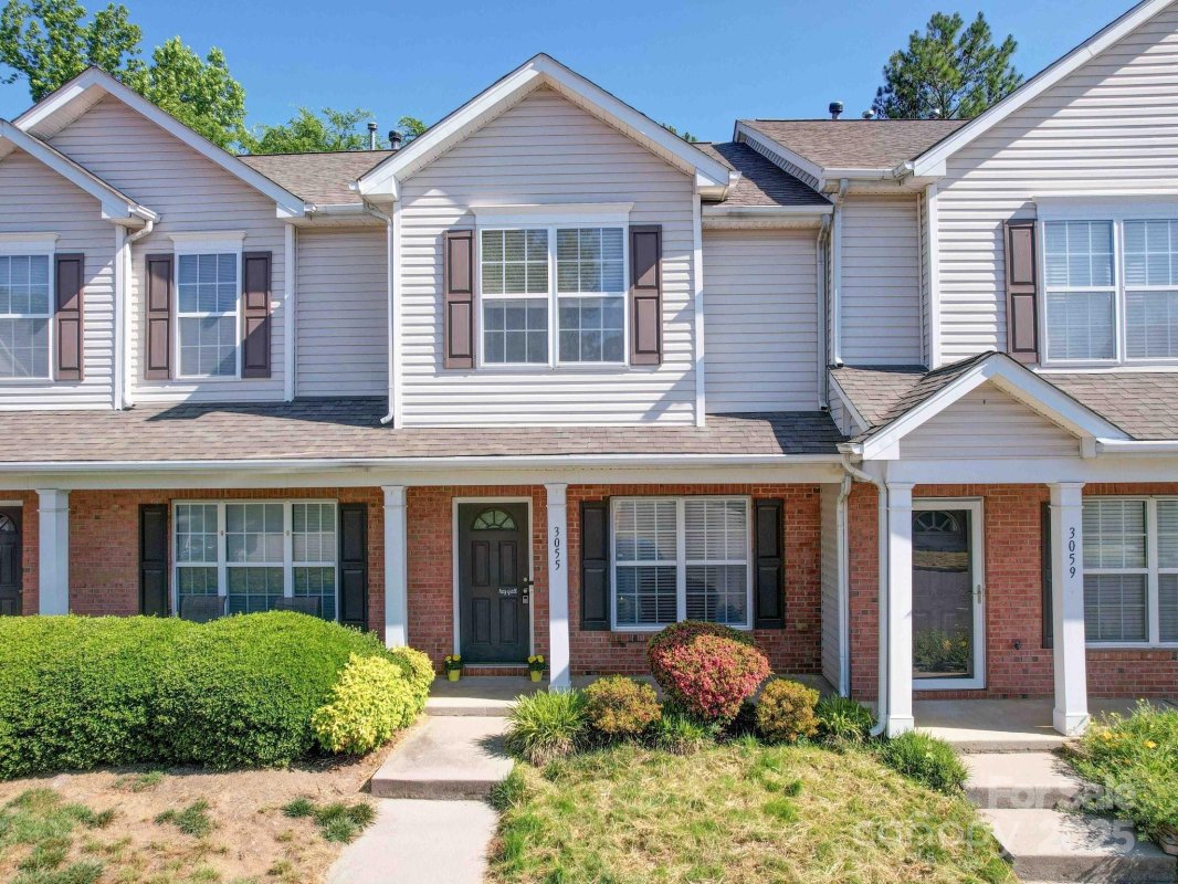 3055 Golden Dale Lane 104