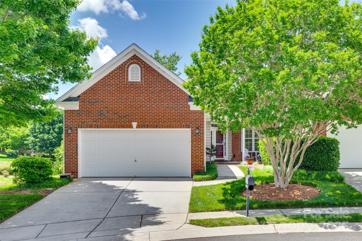 1678 Onyx Ridge