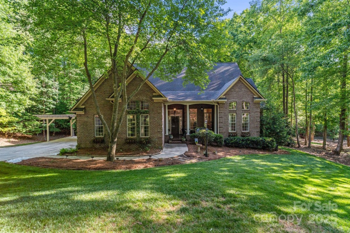 131 Sierra Woods Drive