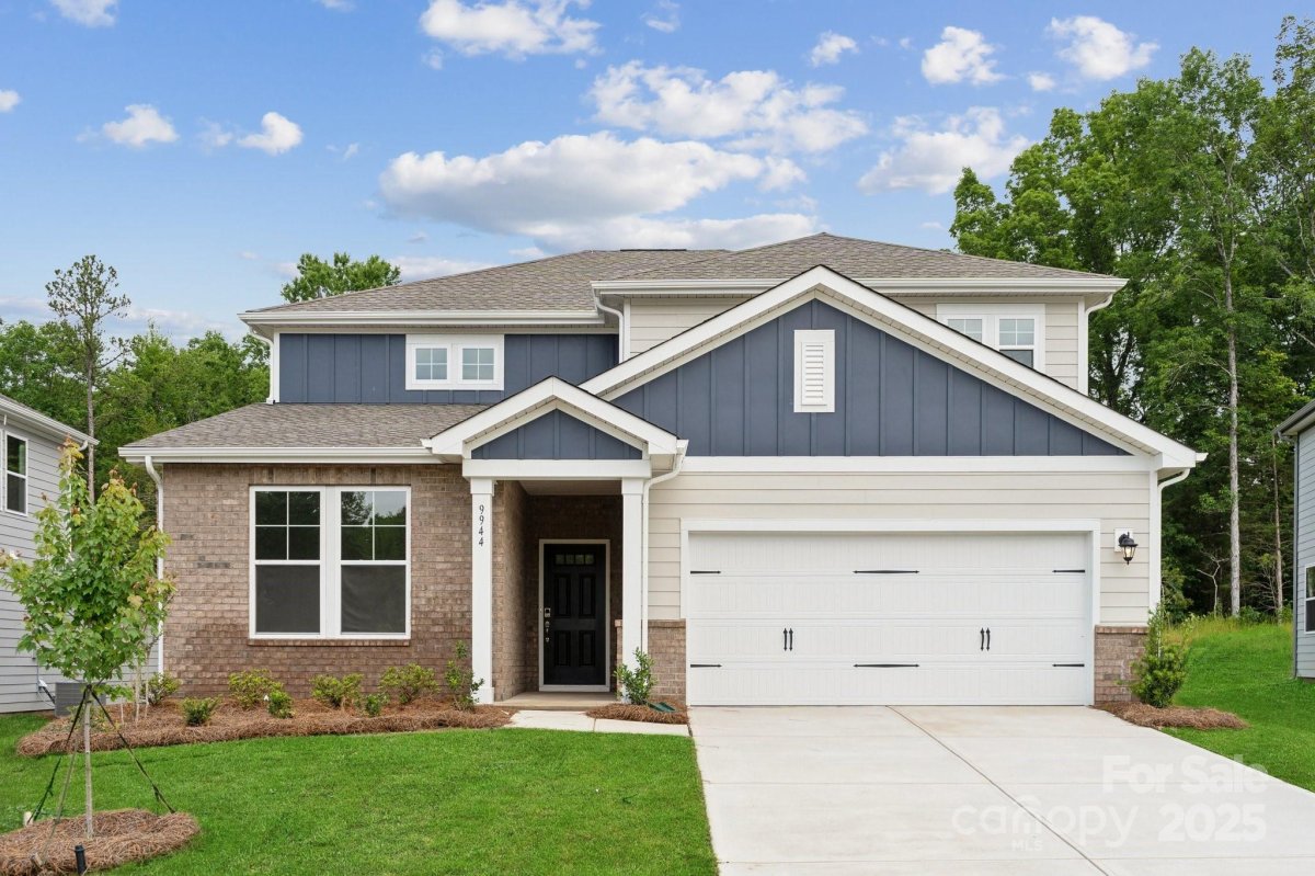 9944 Manor Vista Trail