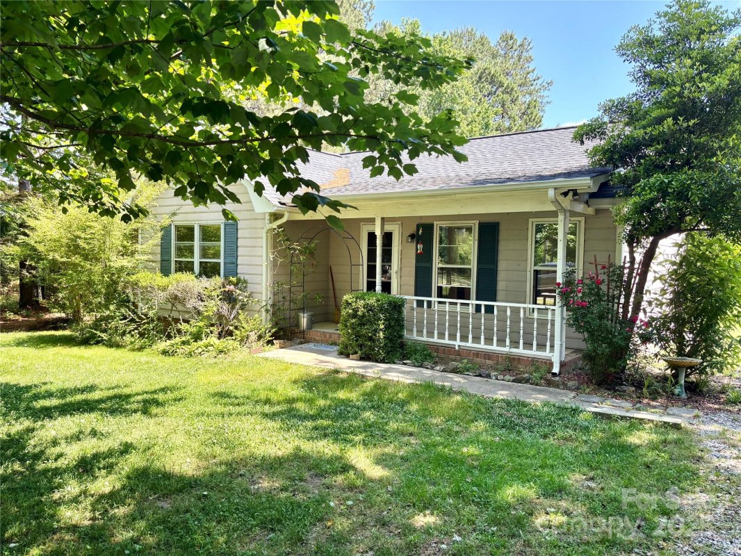 401 Overlook Drive