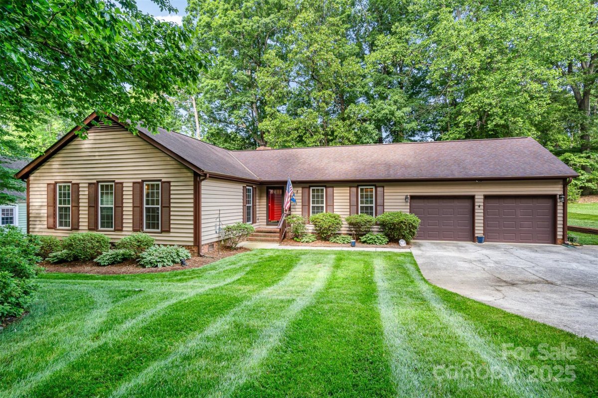 14027 Springwater Drive