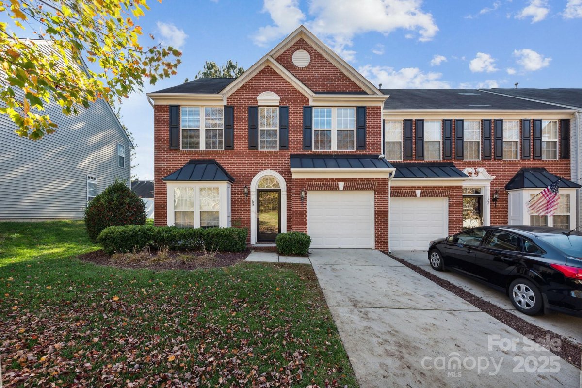 165 N Arcadian Way
