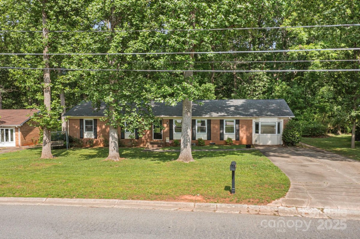 844 Fieldstone Road