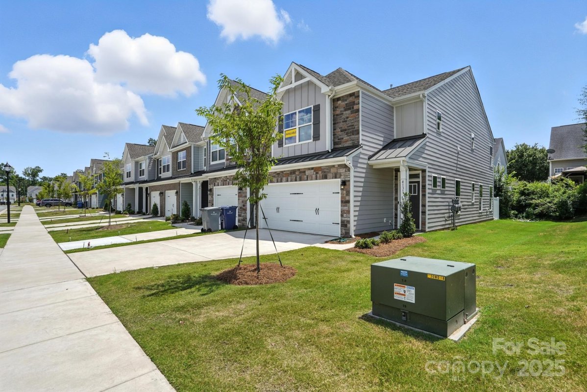 4131 Black Court