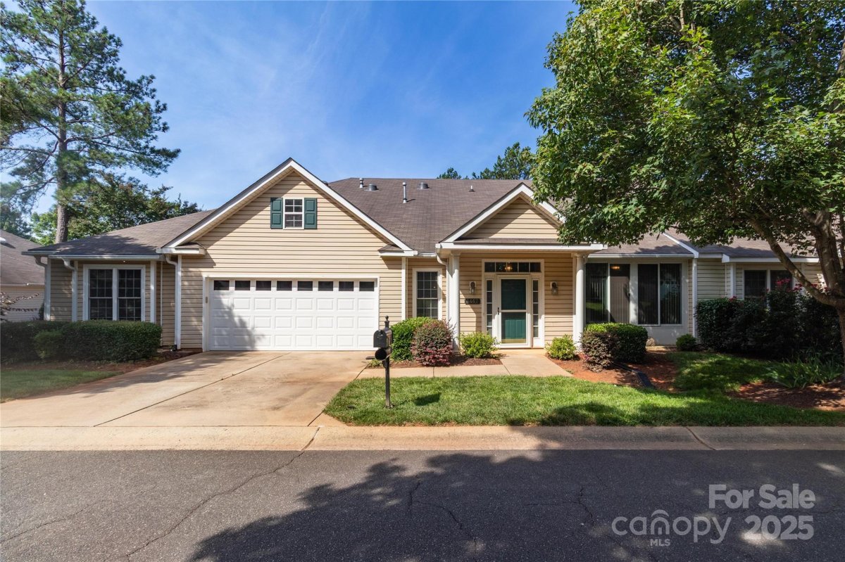 4467 Antelope Lane