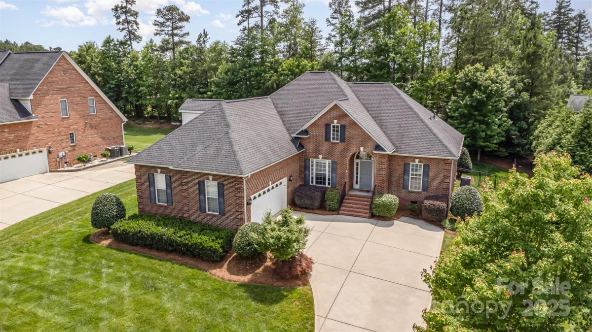 4409 Winder Trail