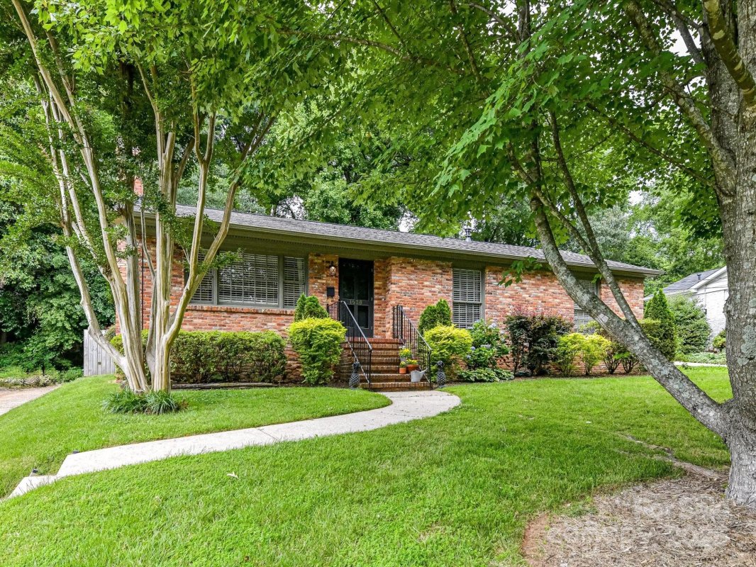 1638 Wensley Drive