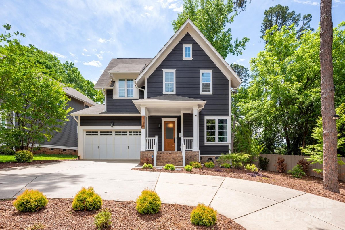 1620 Arnold Drive