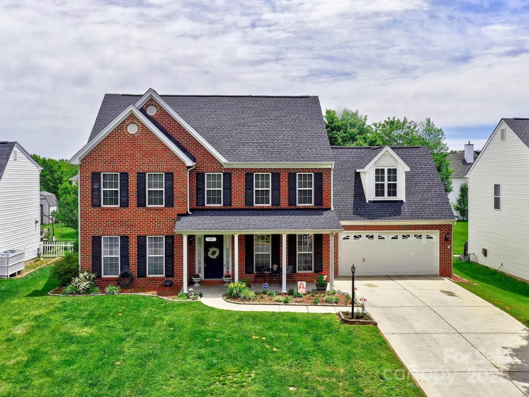 121 Royalton Road