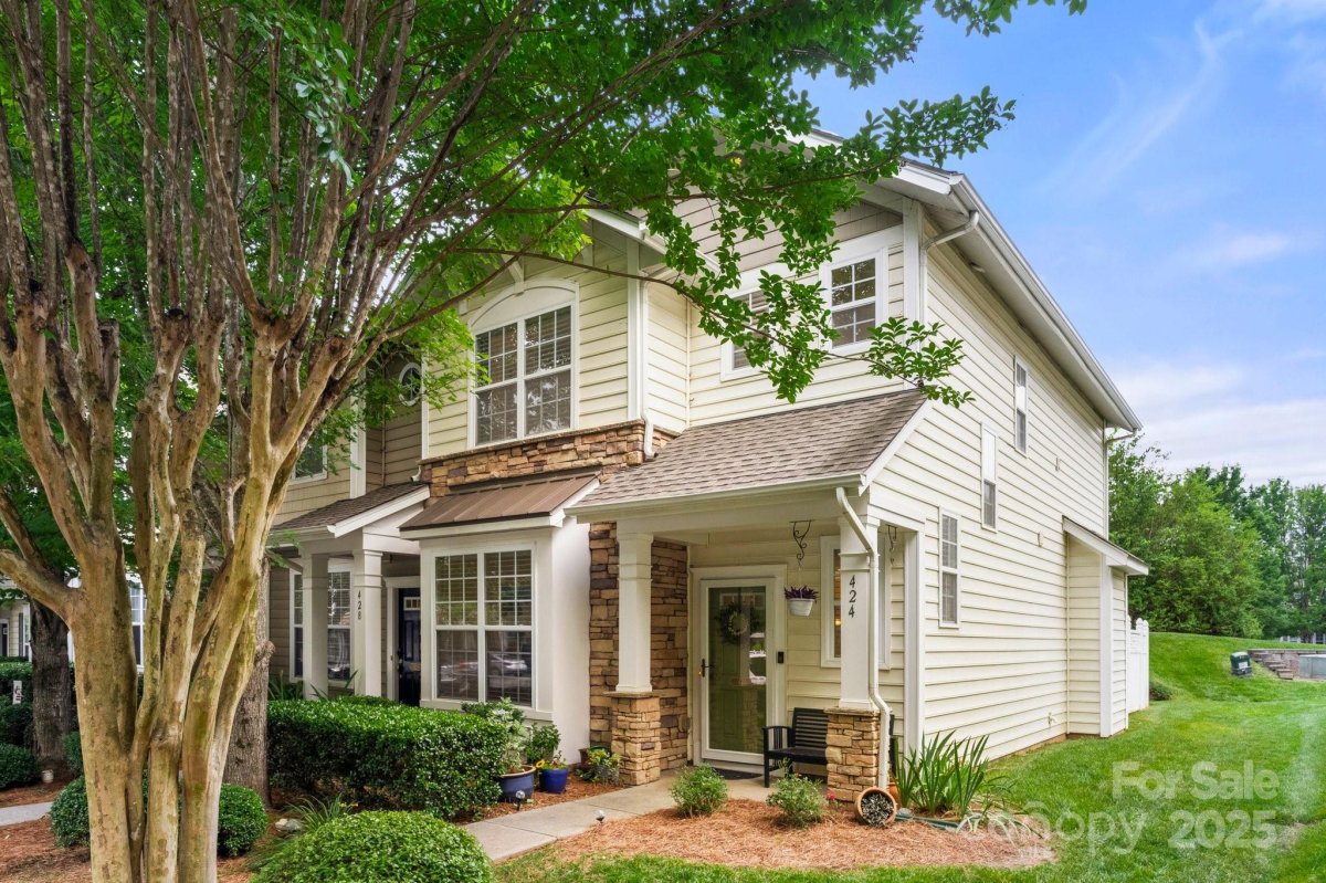 424 River Park Road