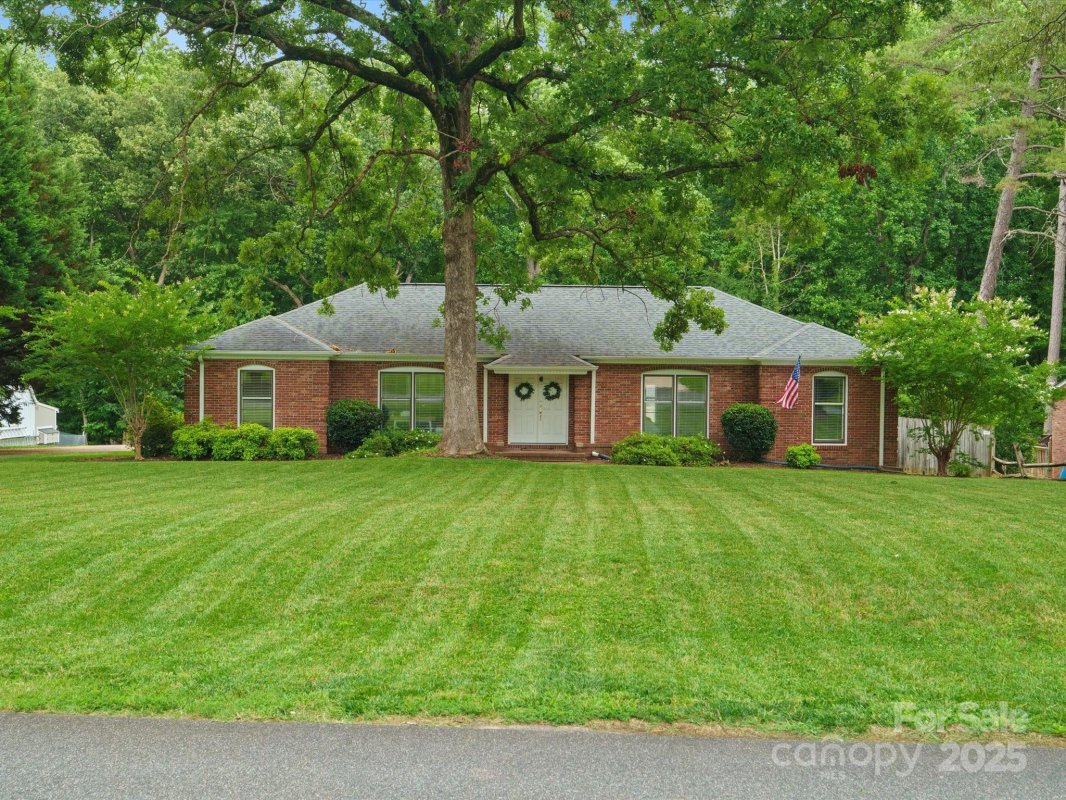 3367 Tanglewood Drive