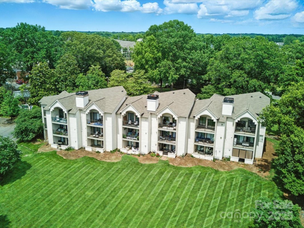 18817 Nautical Drive 302