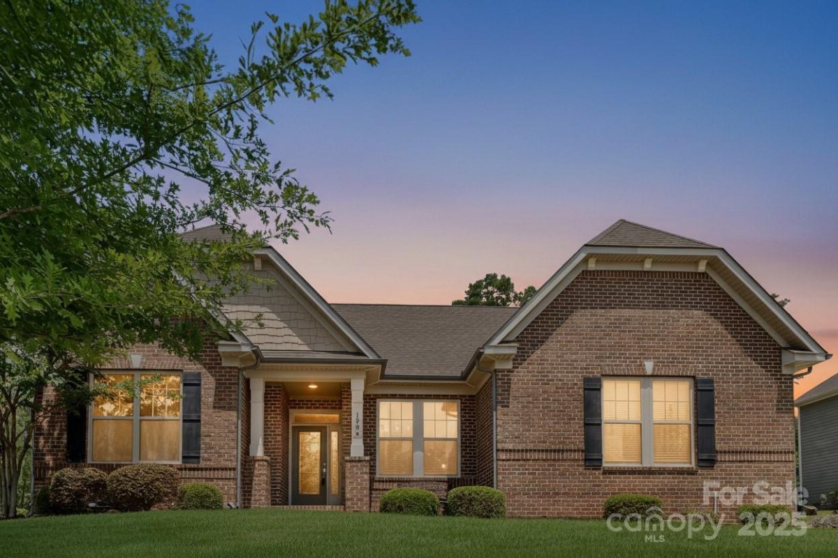 1906 Pensco Pond Court