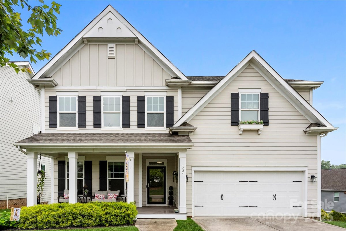 537 Lakeview Drive