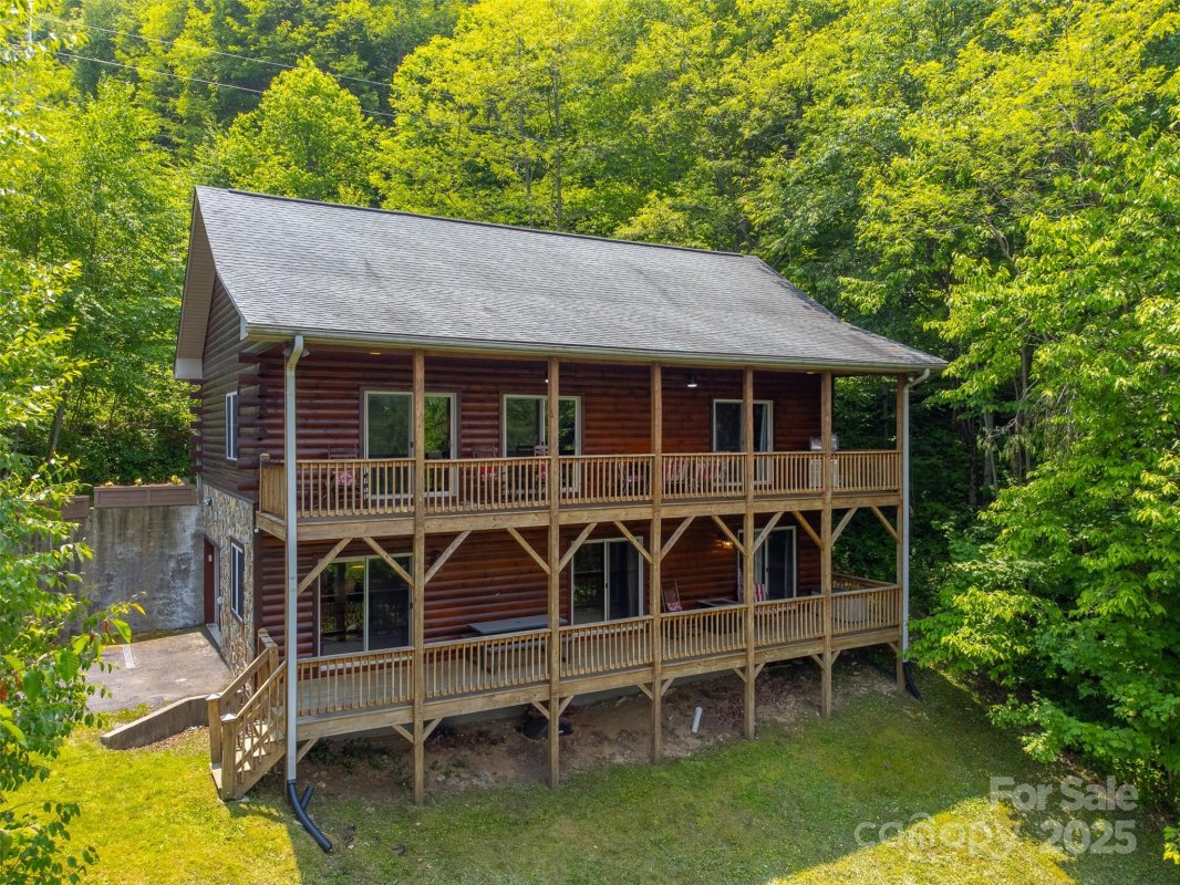 938 Trickle Creek Road