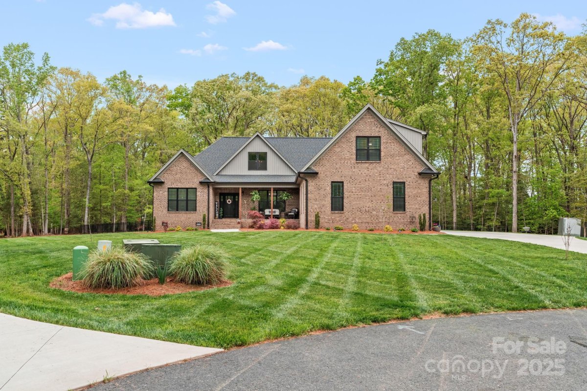 1231 Scout Road