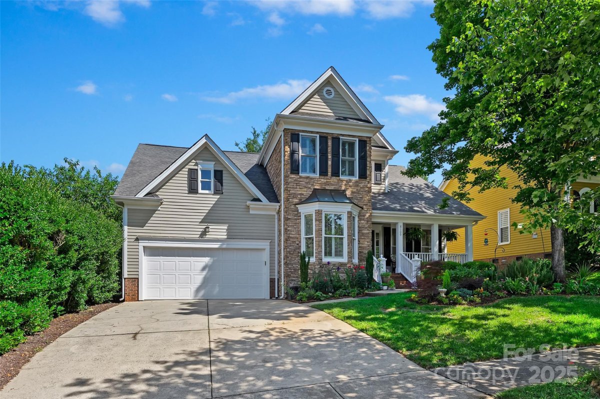 8109 Hawk Crest Court