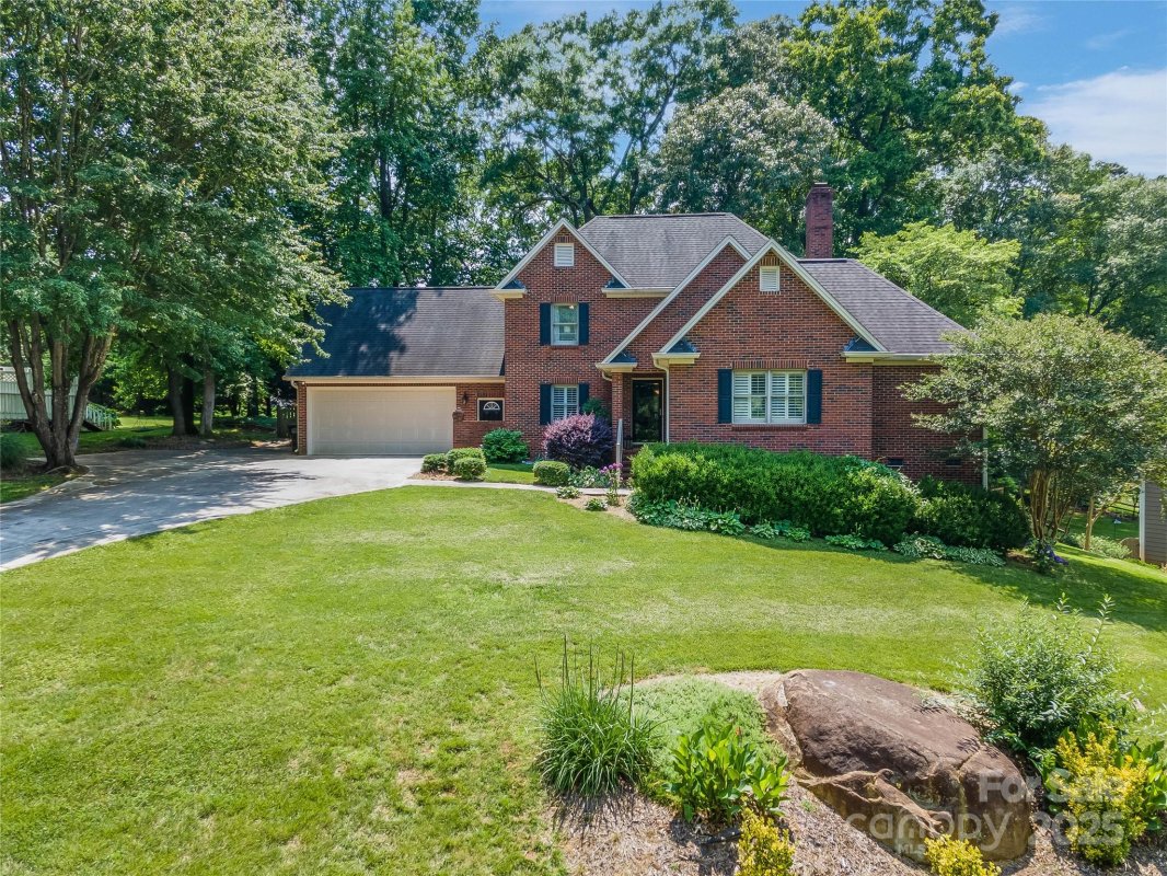 2043 Shadwell Court