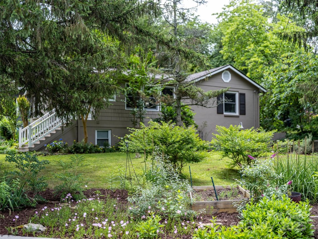261 Forest Hill Drive