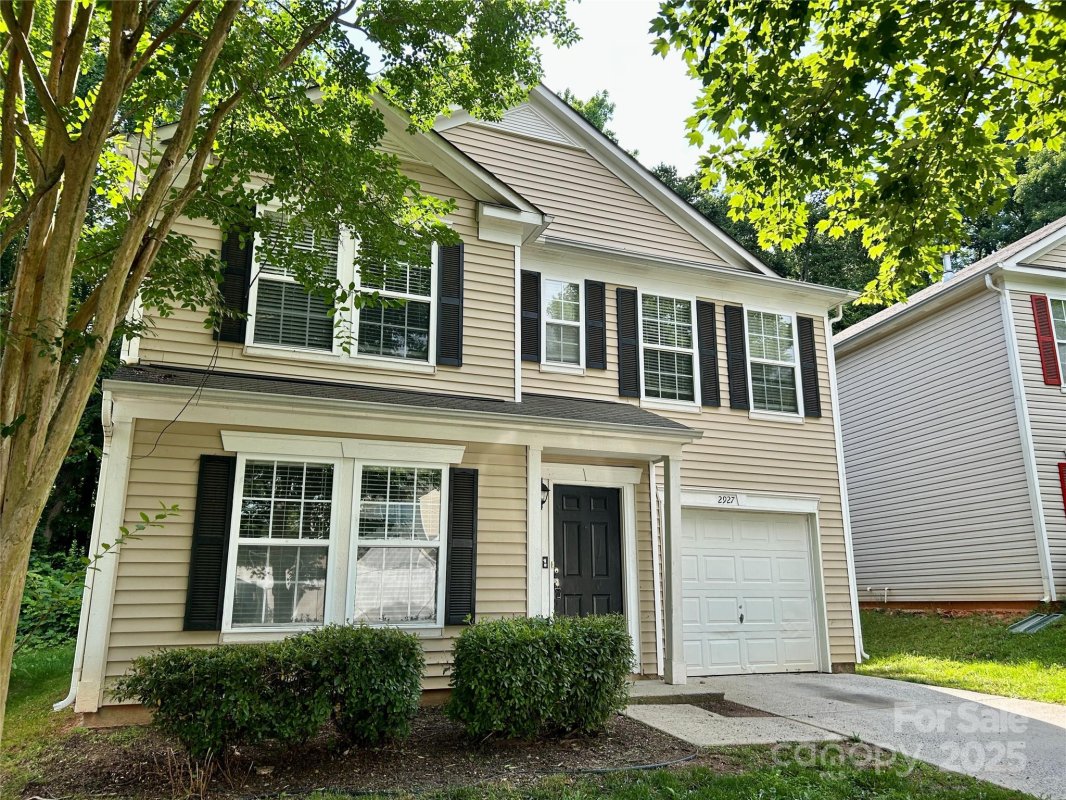 2927 Meadow Knoll Drive