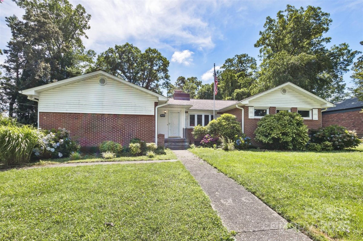 209 Balsam Road