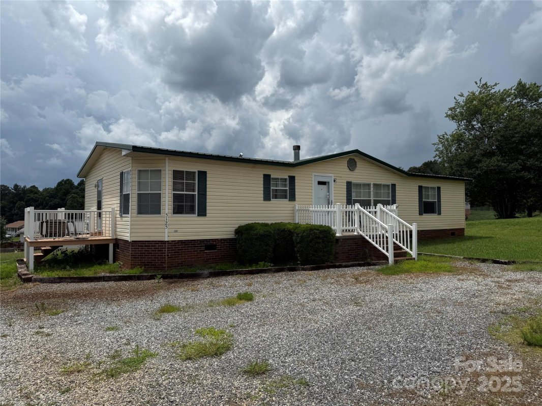 5125 Goldfinch Court