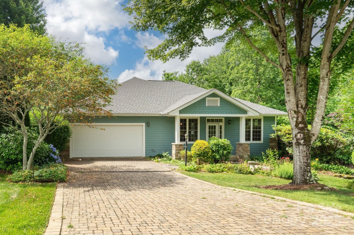 35 Stonecrest Court