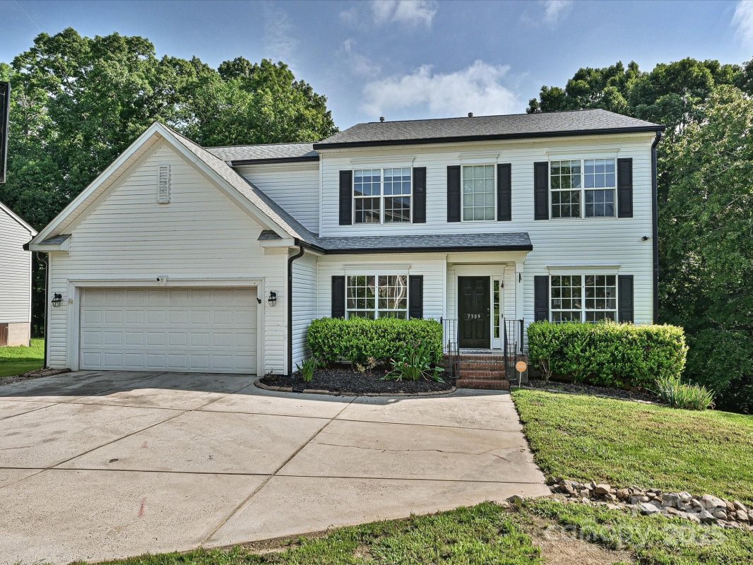 7309 Rock Hampton Court