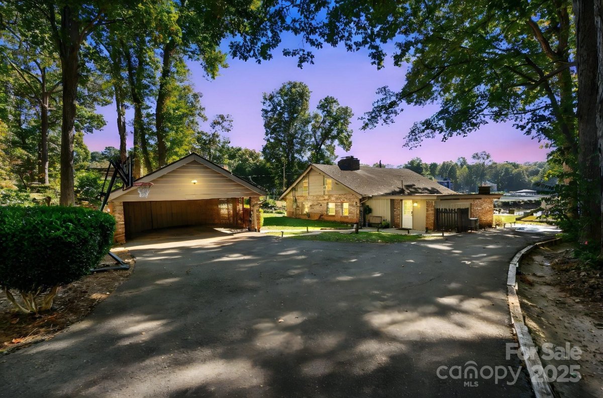 364 Catalina Drive