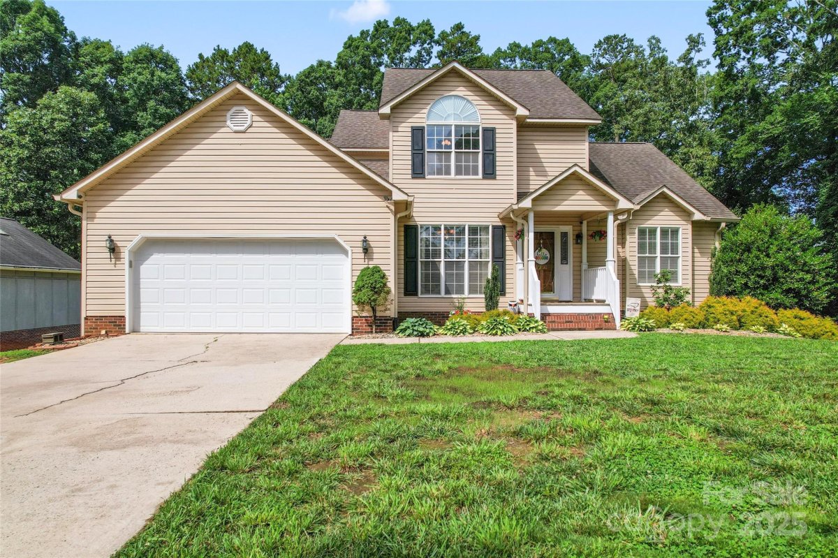 1701 Whitney Lane