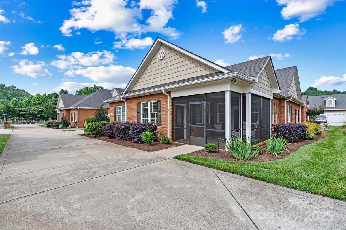 2369 Stardust Court