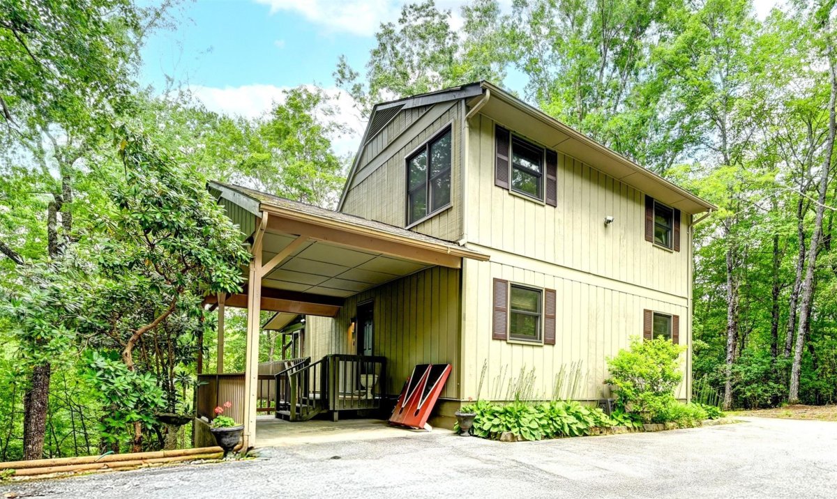 2760 Ugugu Drive