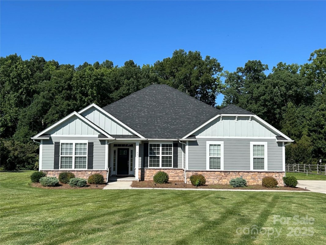 231 Glenwood Drive 4