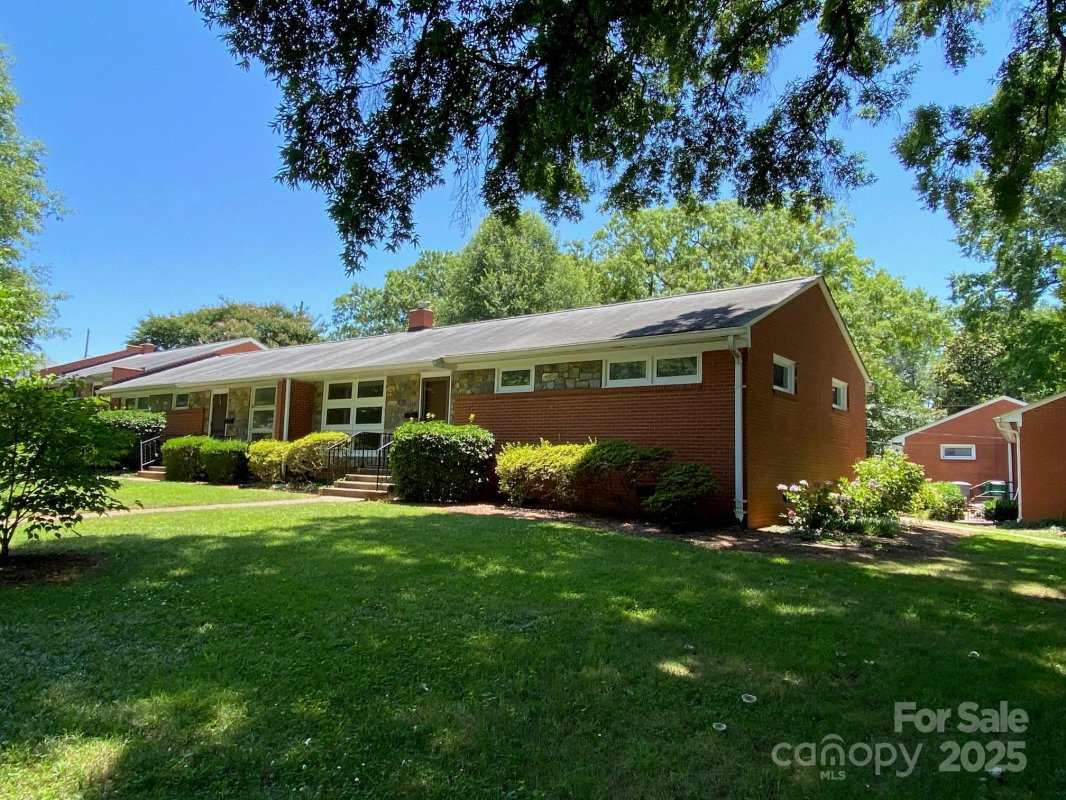 1017 Andover Road