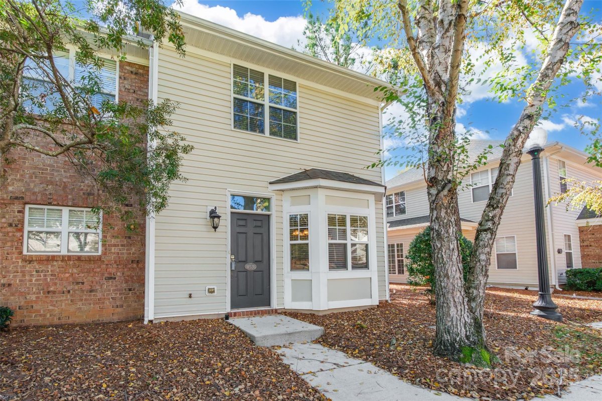 11521 Savannah Creek Drive