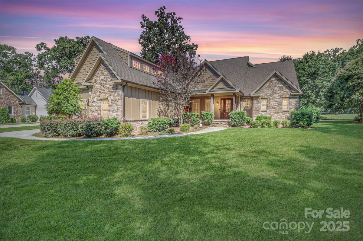 3229 Broadmoor Drive