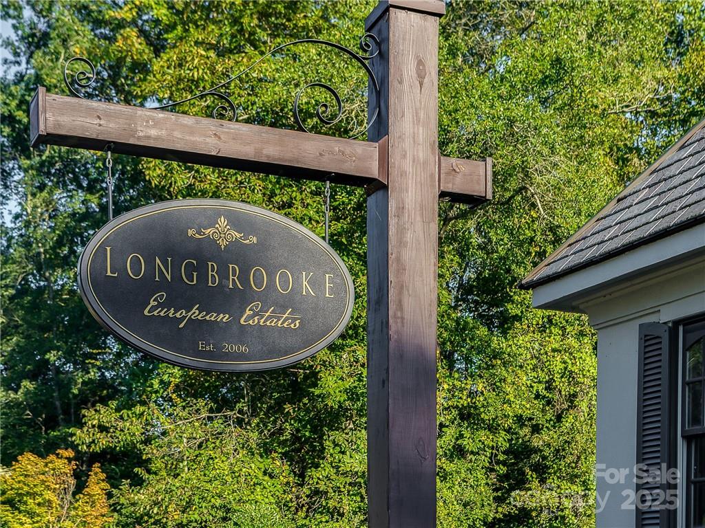 5125 Longbrooke Court