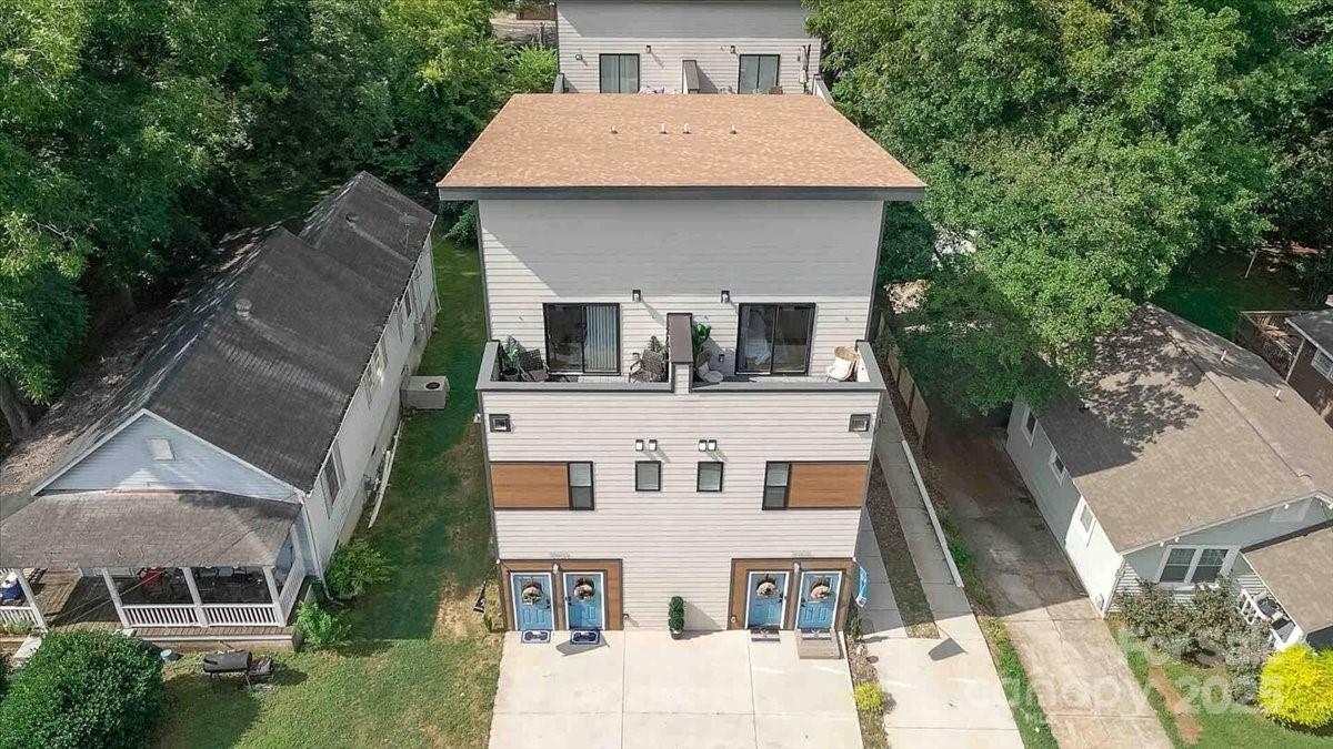 1113 Greenleaf Avenue