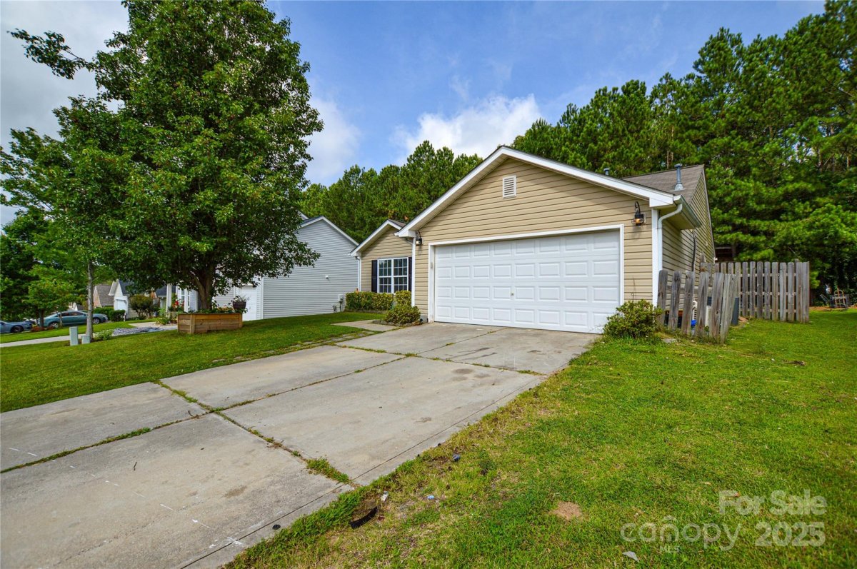 1312 Shenandoah Circle